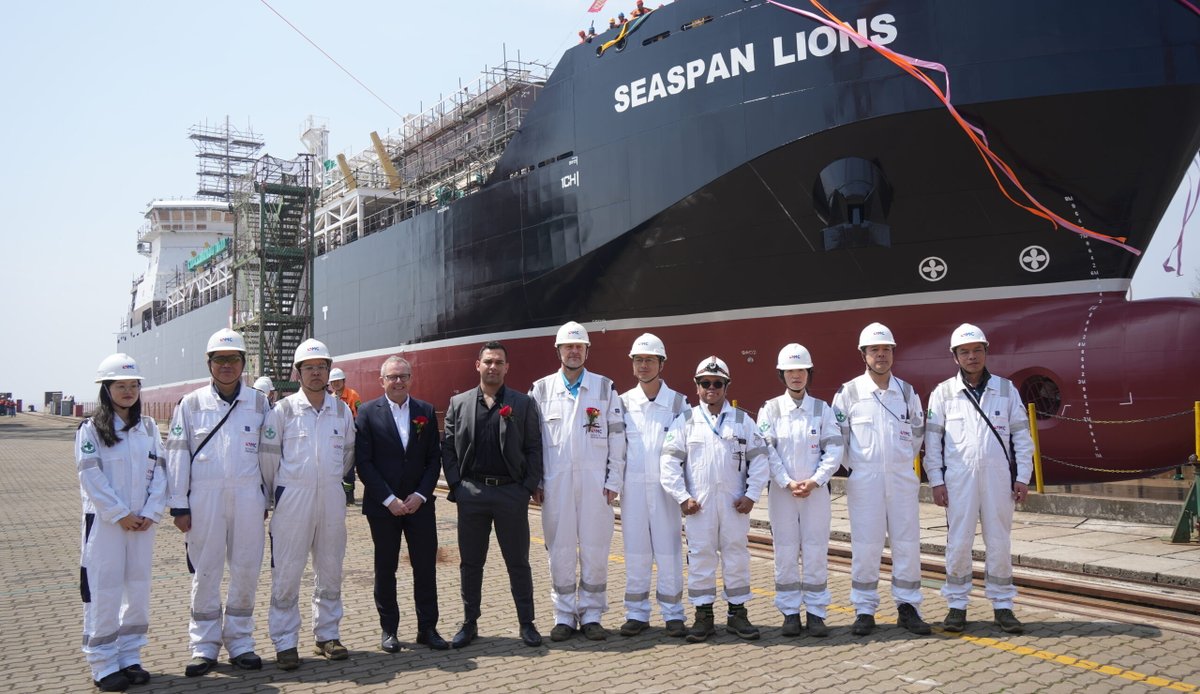 MT @Seaspan: Seaspan Energy launches its second #LNG bunkering (ship fuelling) vessel, Seaspan Lions. It will serve LNG-fuelled vessels ‘on the West Coast of North America.’ ow.ly/MxG650Rj0bI #LNGinBC