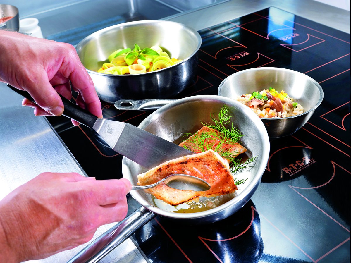 With advanced sensor tech for peak performance, faster recovery, and a cool work environment, our Garland Induction Range a game-changer. Contact your local rep: ecs.page.link/WgyPp #garland #welbilt #aligroupfs #ranges #induction #customkitchens #foodserviceequipment