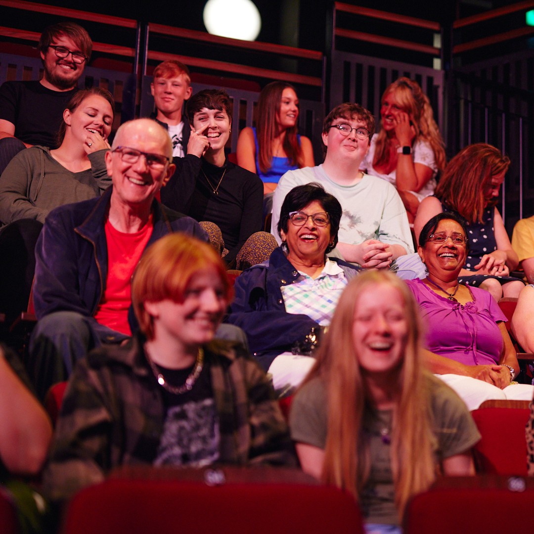 The weekend is approaching – we can almost taste it! Kick yours off with a barrel of laughs at our latest #ComedyClub. Join us tomorrow evening for a cracking night of live stand-up that will leave your jaws & stomachs aching from laughing! Fri 19 Apr £19 bit.ly/3TYO3eO