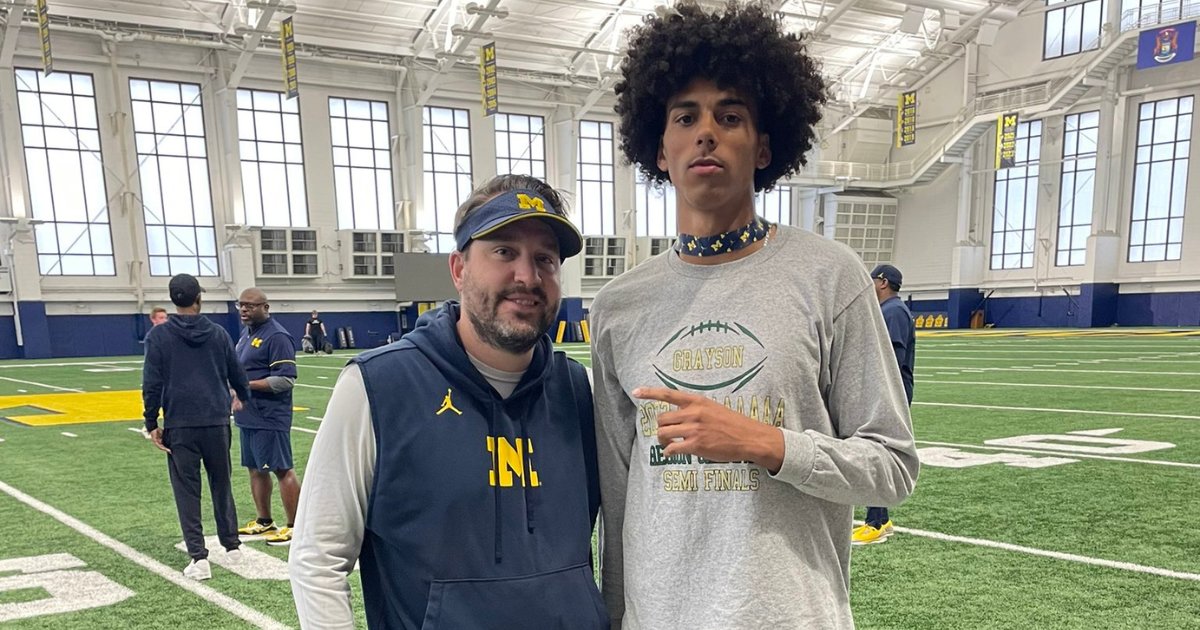 'Just their tempo and the quality of practice. I think that stood out to me the most' Rising 2026 Georgia QB Travis Burgess talks first visit to #Michigan, meeting Kirk Campbell and Jadyn Davis. #GoBlue (On3+) on3.com/teams/michigan…