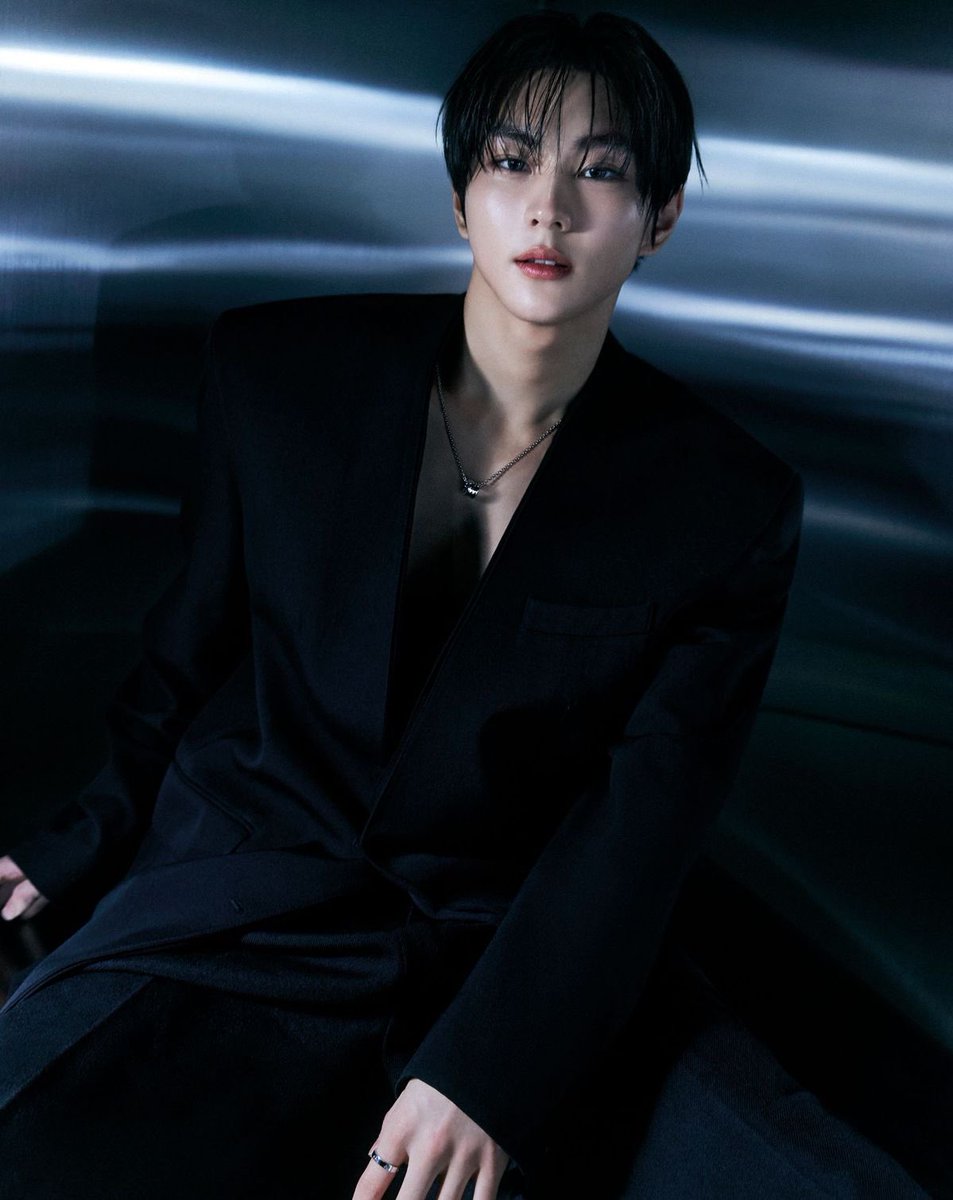 suliphur's tweet photo. ⠀/⠀i think i can turn blue into something . something pretty , adorable , gorgeous , and beautiful like he is 

⠀⠀⠀at —— PR0M N1GHT , https://t.co/M2xxUn3CMu