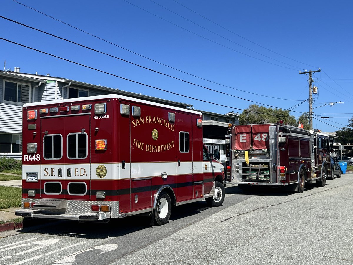 Engine 48 and Rescue Ambulance 48 protect Treasure Island. Here is a photo of them on a medical emergency call for service today. We are here for you when you need us. #yoursffd @SFTIDA