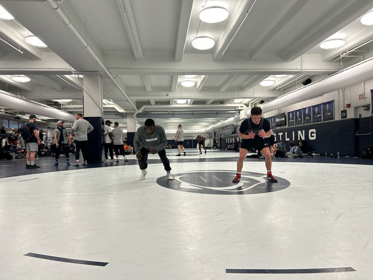Liam_Cronin125's tweet photo. Hays in the Barn. The Work is done! Grateful for the opportunity to do what I love with some pretty awesome people. Tomorrow We Scrap.

-🔋🐰 https://t.co/91CyQrsWmJ