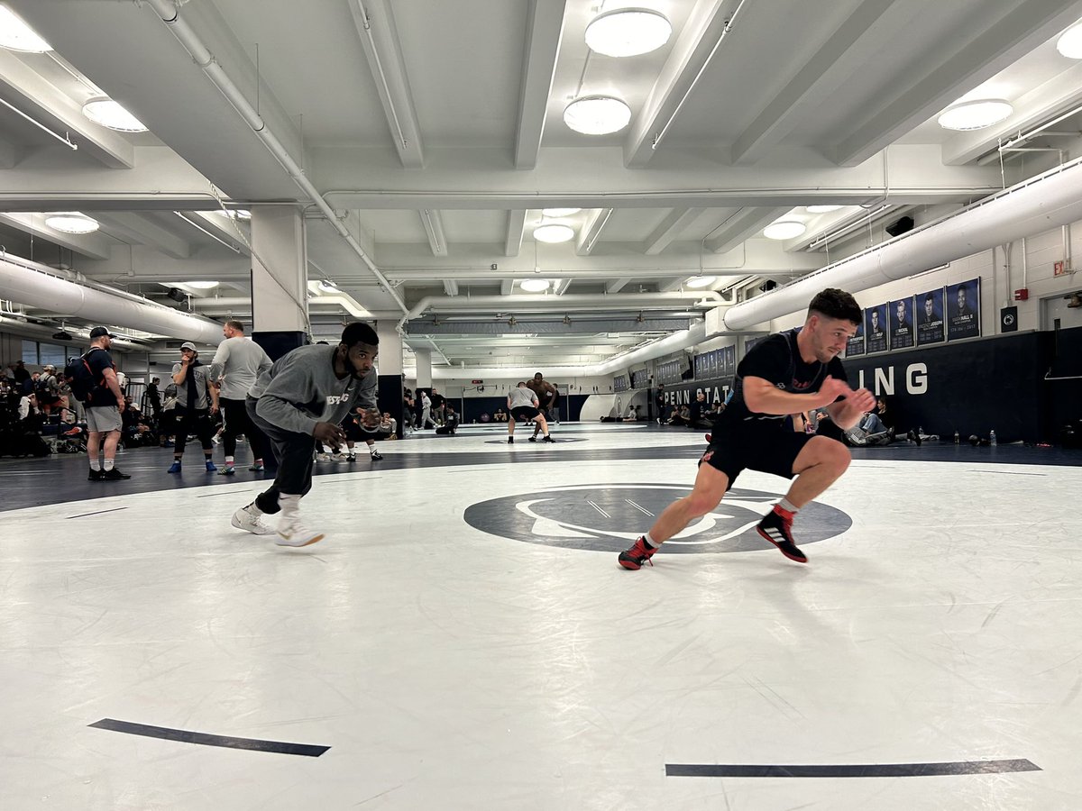 Liam_Cronin125's tweet photo. Hays in the Barn. The Work is done! Grateful for the opportunity to do what I love with some pretty awesome people. Tomorrow We Scrap.

-🔋🐰 https://t.co/91CyQrsWmJ