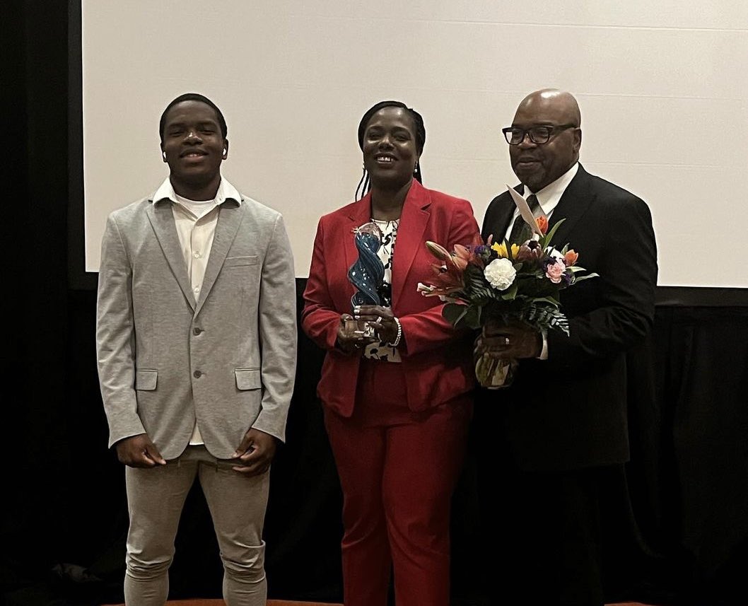 sw_cobb's tweet photo. Congratulations to our very own Petrina Fowler who has been named the 2024 Georgia School Social Worker of the year at this years School Social Work Spring Conference. Ms. Fowler has been dedicated to her field for over 20 years. We thank you Petrina, you are truly appreciated. https://t.co/kl9hpl42UP