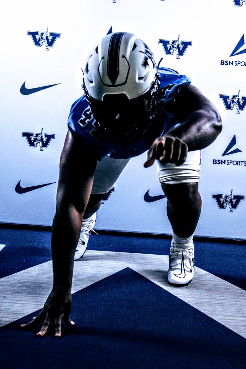 FPCFootball's tweet photo. Senior DT Elliot Kernizan @FrenchB11072961 had a great time on his recent visit to @WCtitansFB 

Looking good in the new fit 🔥 https://t.co/ATK7IamdfU