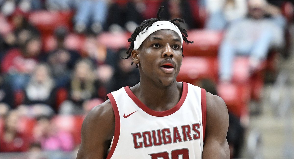 The #Gators have secured a commitment from Washington State transfer Rueben Chinyelu, @Swamp_247 has learned. The 6-foot-11 big man initially considered Florida as a recruit before heading to WSU. READ: 247sports.com/college/florid…