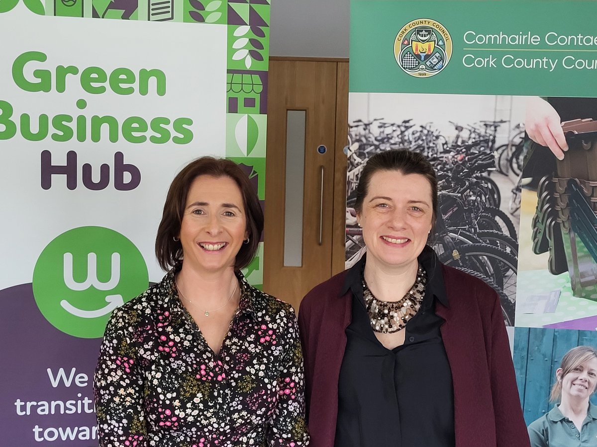 Today's #KeepCorkMeeting event was a great opportunity to showcase the Green Hub project, a collaboration between @pure_cork @Corkcoco @corkcitycouncil and supported by @MyWasteIreland. Get in touch with any of the partners for info on labelling your waste bins & reducing waste!