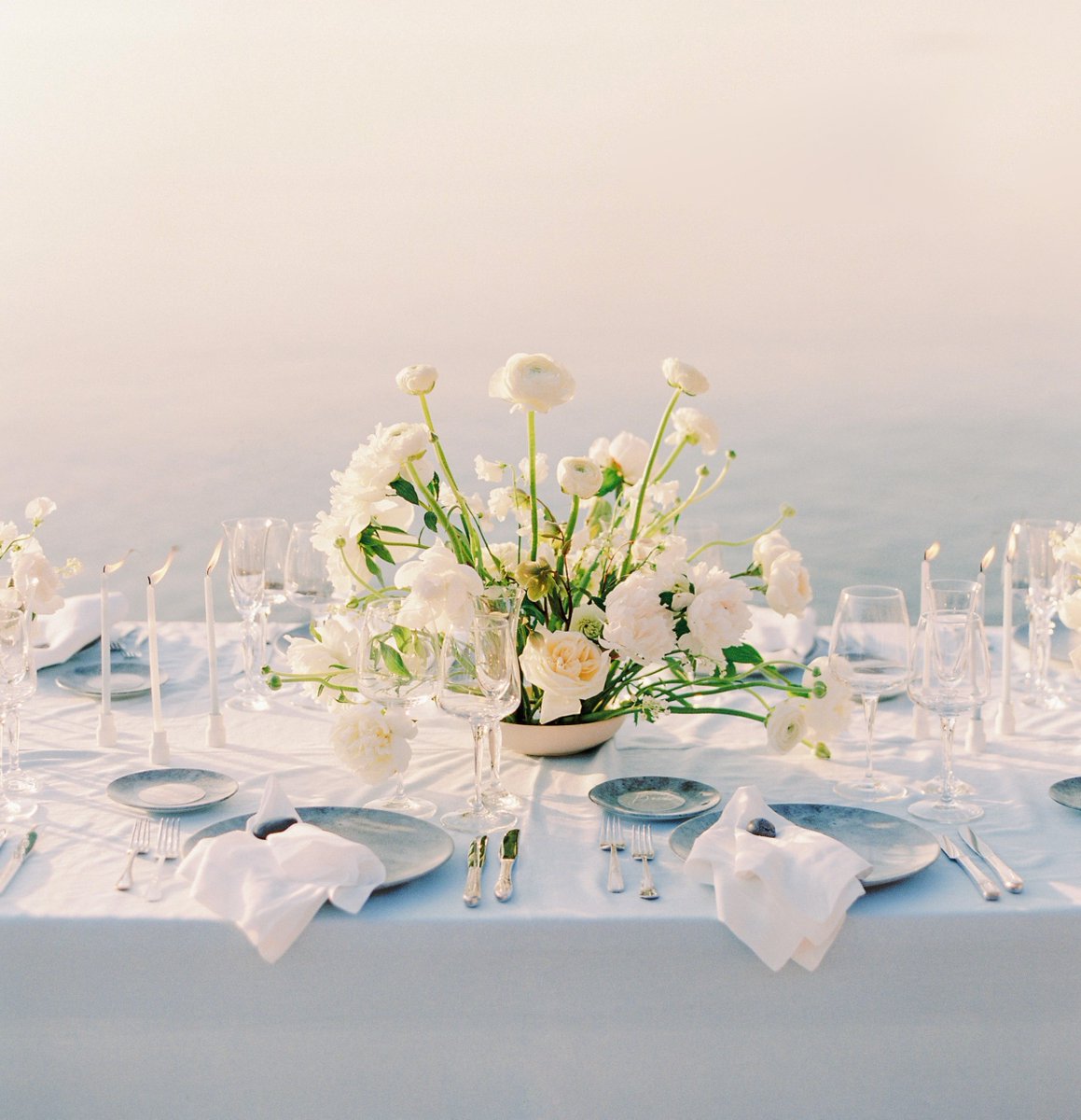 CathyAlessandra's tweet photo. A TABLE > invited, called, and seated at it. It's a gathering space - for family, friends, business associates. Coming to the table represents a time to share ideas, collaborate, celebrate, have the hard conversations. You are invited - to pull a seat up at the TABLE.  PM me! https://t.co/12YTcE9Gdj