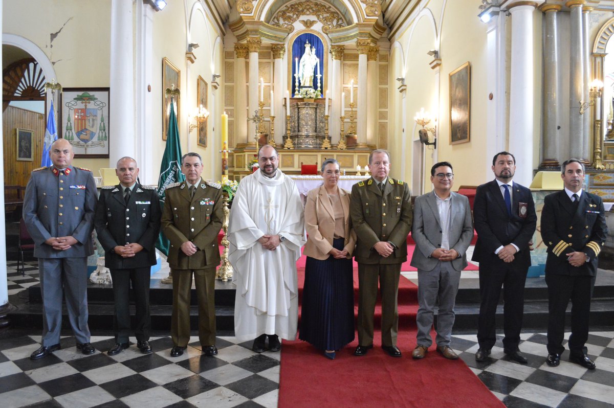 Participamos en la tradicional Misa de Acción de Gracias 97º aniversario de @CarabIIIRegion realizada en la Catedral de #Copiapó.

¡Felicidades a @Carabdechile en estos 97 años de entrega y trabajo! 

#Carabineros97Años
#SomosReinserciónySeguridadPública