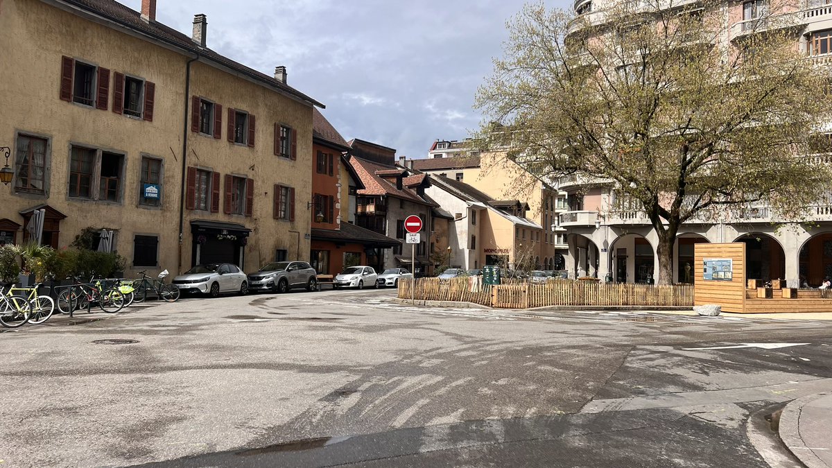 elpandannecy tweet media