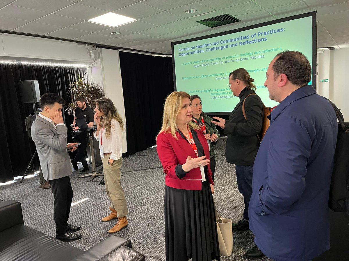 British Council Turkey is at the 57th IATEFL Conference! Our Director Education <a href="/AysenGuven1/">Ayşen Güven</a> has facilitated a forum on Communities of Practice, where participants discussed three different approaches.
#iatefl2024