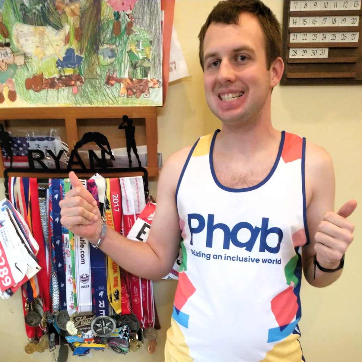 #PhabRunner Ryan is running the #LondonMarathon2024, who recently set a time of 2:52:57 in the #ChicagoMarathon. 😮

Ryan also happens to be on the #AutisticSpectrum and will be running with guide runner Darryl May of @racedcoaching. 🤝

Full article 👇📲

livingwithdisability.org/post/ryan-s-ma…