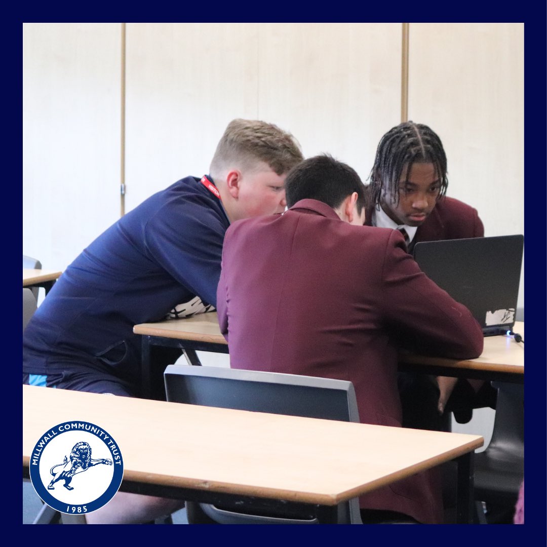 🤝 #Millwall Community Trust Media Officer Kai Bennett visited @conisboroughcol today to provide a Media Workshop on Football Event Management… #Lewisham #Southwark #Sevenoaks #1Club1Community