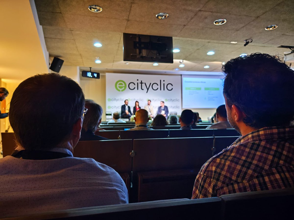 ecityclic's tweet photo. Ponemos fin al #ecityLAB24 ¡Gracias a tod@s por acompañarnos en este viaje hacia la innovación! Nos vemos MUY PRONTO 🚀
_____
@MiquelEstape @JaimeObregon @andreufrancisco @evaruizmiracle @FerranFarriol @QMestres @sirkiwi @CindeaS @mireiaecityclic @joanfont13 https://t.co/xOBOWxvnNj
