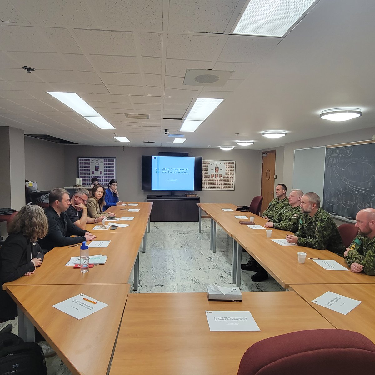 Our delegation from Law Enforcement Committee of the
@ua_parliament visited CFB Petawawa to tap into 🇨🇦 commanders experiences in the practical implementation of military justice at a unit level.