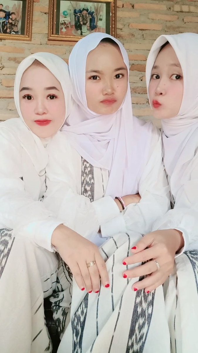 devaastria1's tweet image. 