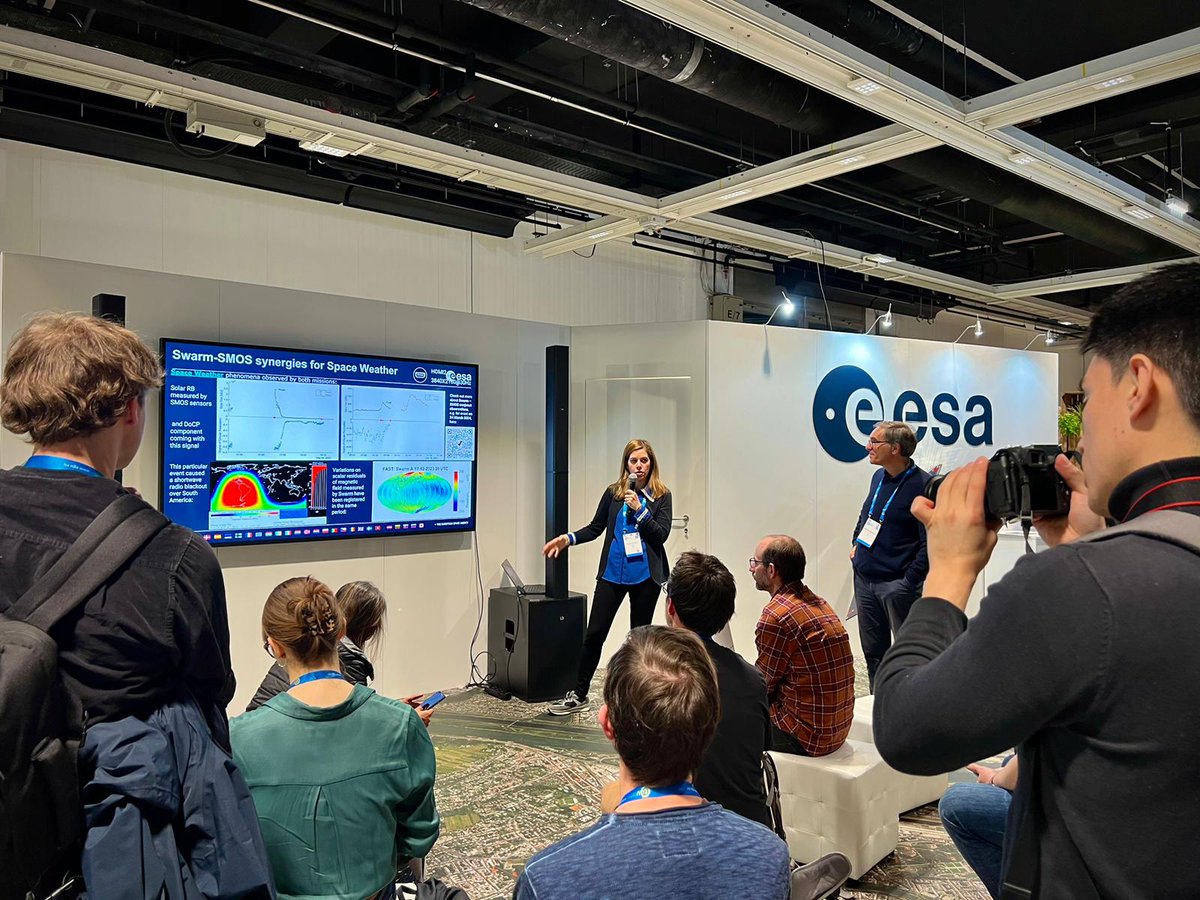 ESA's Swarm mission tweet media