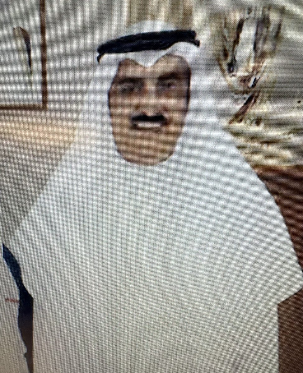 انتقل إلى رحمة الله تعالى رئيس نادى آلشباب الرياضى وعضو اللجنه الاولمبيه الكويتيه السابق يعقوب رمضان الكندرى بعد معاناة مع المرض تغمده الله بواسع رحمته وانا  لله وانا اليه راجعون