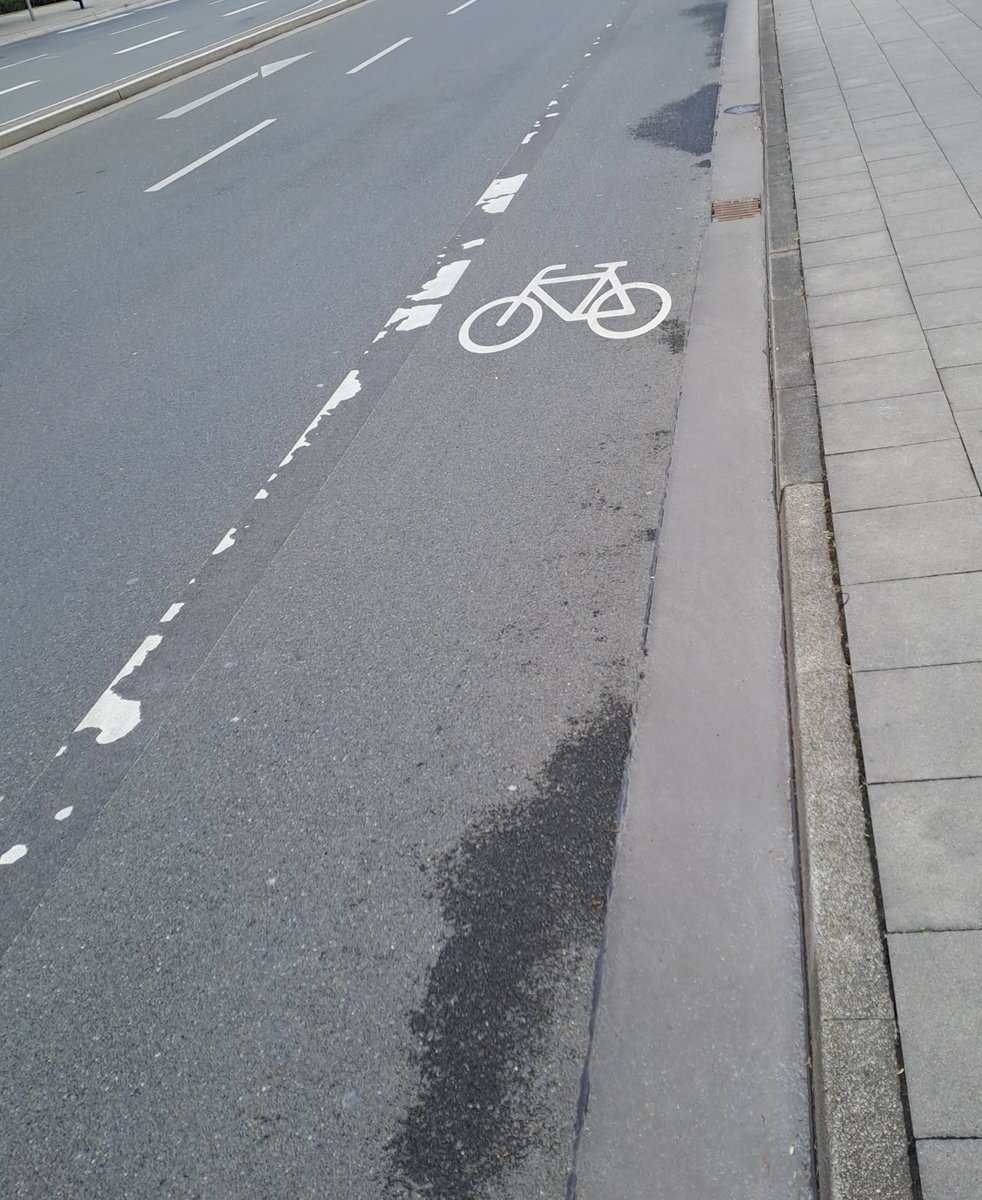 Fahrradhoelle45's tweet photo. #Radinfra in @Essen_Ruhr,
#Symbolbild https://t.co/DrWksj6N5L