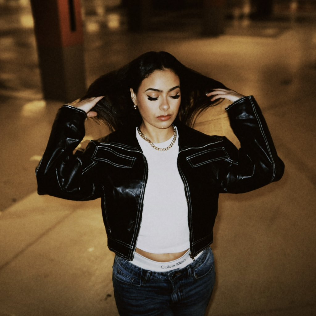 melinasdk tweet picture