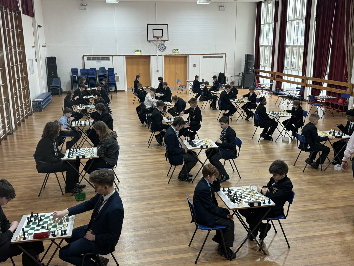 Round 3 of the Lincolnshire Chess League held today @carresgrammar. Schools playing @bostongrammar, @PrioryRuskin @bostongrammar and @carresgrammar