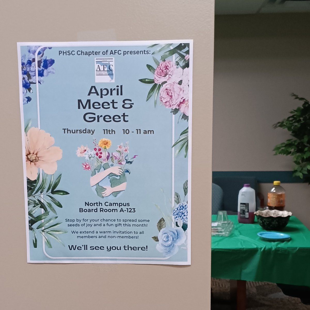 PHSC_AFC's tweet photo. Have you been to one of the campus Meet &amp; Greets yet? We love meeting new and old members, and inspiring others to be a part of the @myafchome! #Checkout these amazing snaps from North and Porter Campuses Meet &amp; Greets! 
#meeting #friendship https://t.co/VrhCwJ7kcg