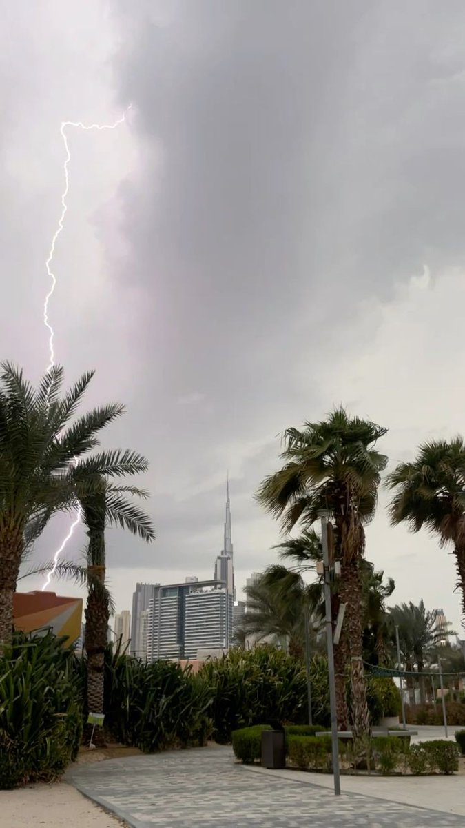 #dubairain #دبي_الان #مطار_دبي