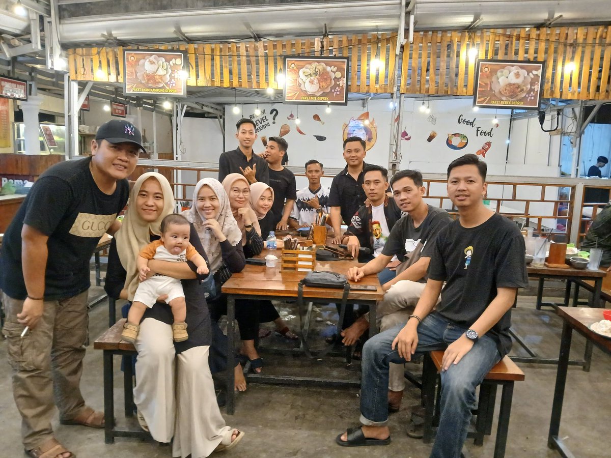 devaastria1's tweet image. 