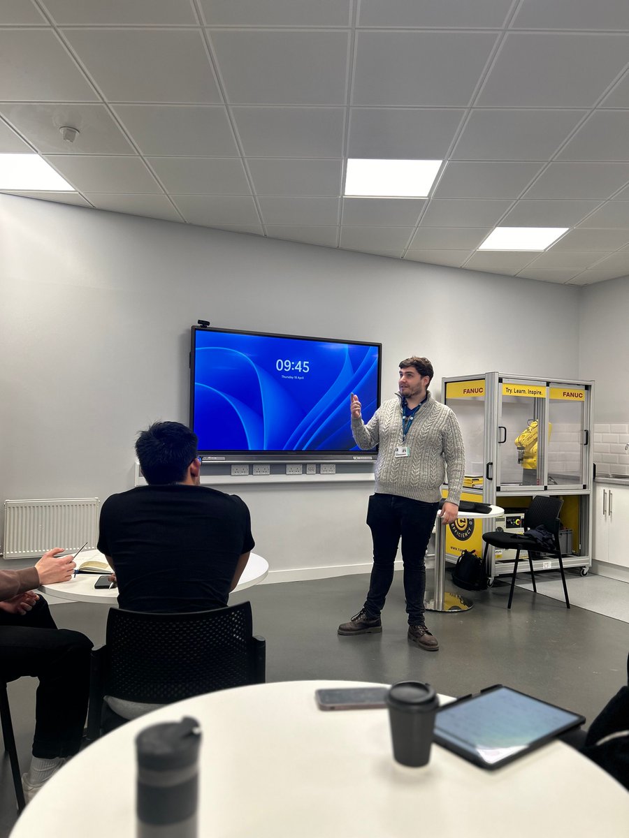 Scott Bentley, a successful Degree Apprentice at @VEKA_plc, recently achieved a distinction in his Degree Apprenticeship as a Manufacturing Engineer. He shared his experiences and advice on how to excel in your End Point Assessment (EPA) with current Level 6 Engineers.
