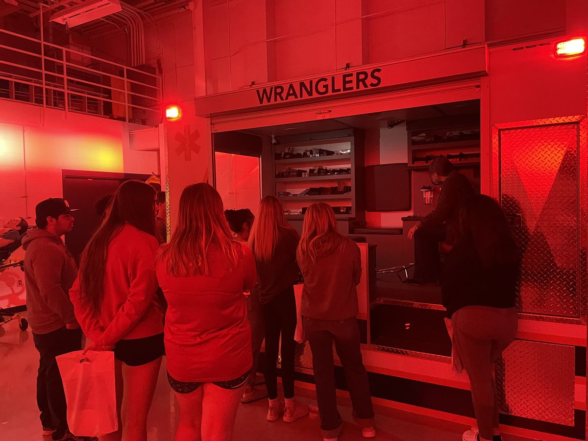 erica_huggard's tweet image. I love taking #introtohealthcare students to #FHTC to see the opportunities @FHTC_Careers our students have available! #emporiaproud @EmporiaSpartans