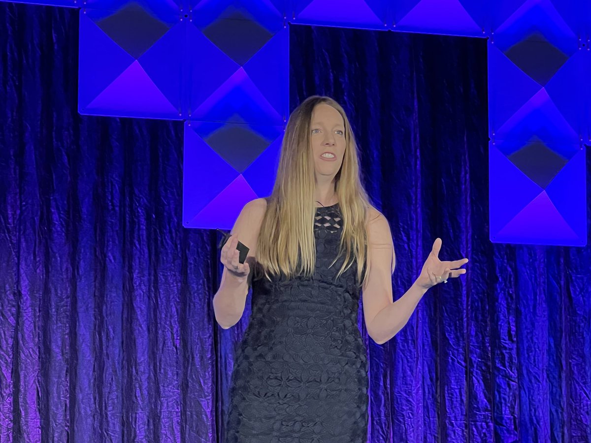 Lisa Seacat DeLuca: “The future is not AI, the future is open source.” 
#ossummit #opensource #ai