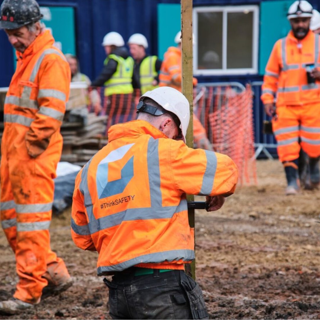 Geda_Const's tweet photo. On Tuesday #TeamGEDA welcomed our client and project partners to our Sherwin Road #SodCutting event.

Thank you to everyone for attending:
Client | @JigsawMidlands 
Project Funder | @HomesEngland 
Council | @MyNottingham 

#BABN #AffordableHomes #NewBuild #NewProject https://t.co/0ybn8Njr86