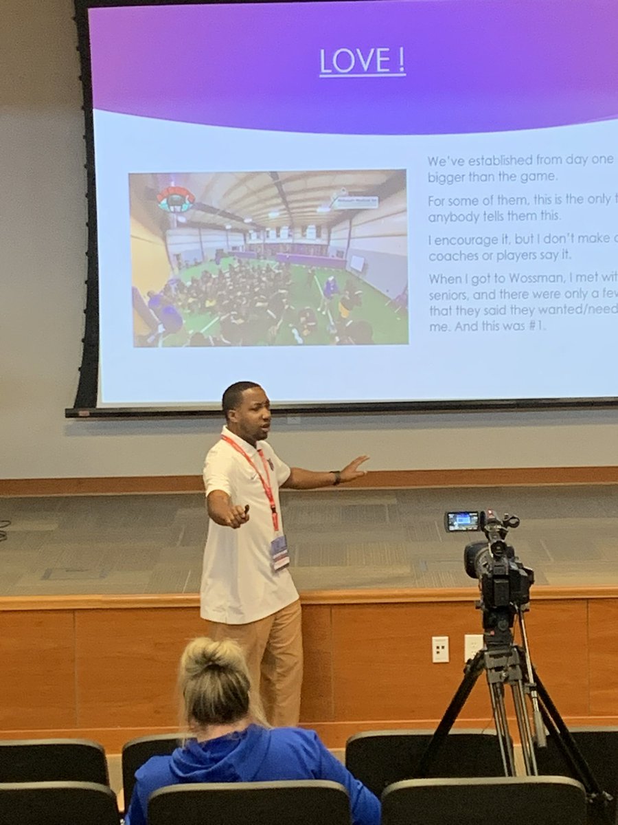 Last Friday I had the pleasure of speaking at the @LATechFB / @SCumbie_LaTech Coaching Clinic. 

Blessed to be able to represent our brand and share about our culture.

Thank you @JeffBurris93 for the invite ‼️
#NothingBiggerThanTheW #Catsssss
#WossmanLA #FamFaithFootball