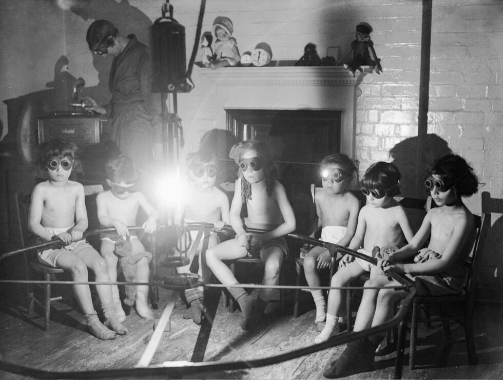 New blogpost out now!

The history of light therapy 

by @GlennRuscoe @history_physio 

environmentalphysio.com/2024/04/18/the…

#EnviroPT 🌏🌍🌎🚑