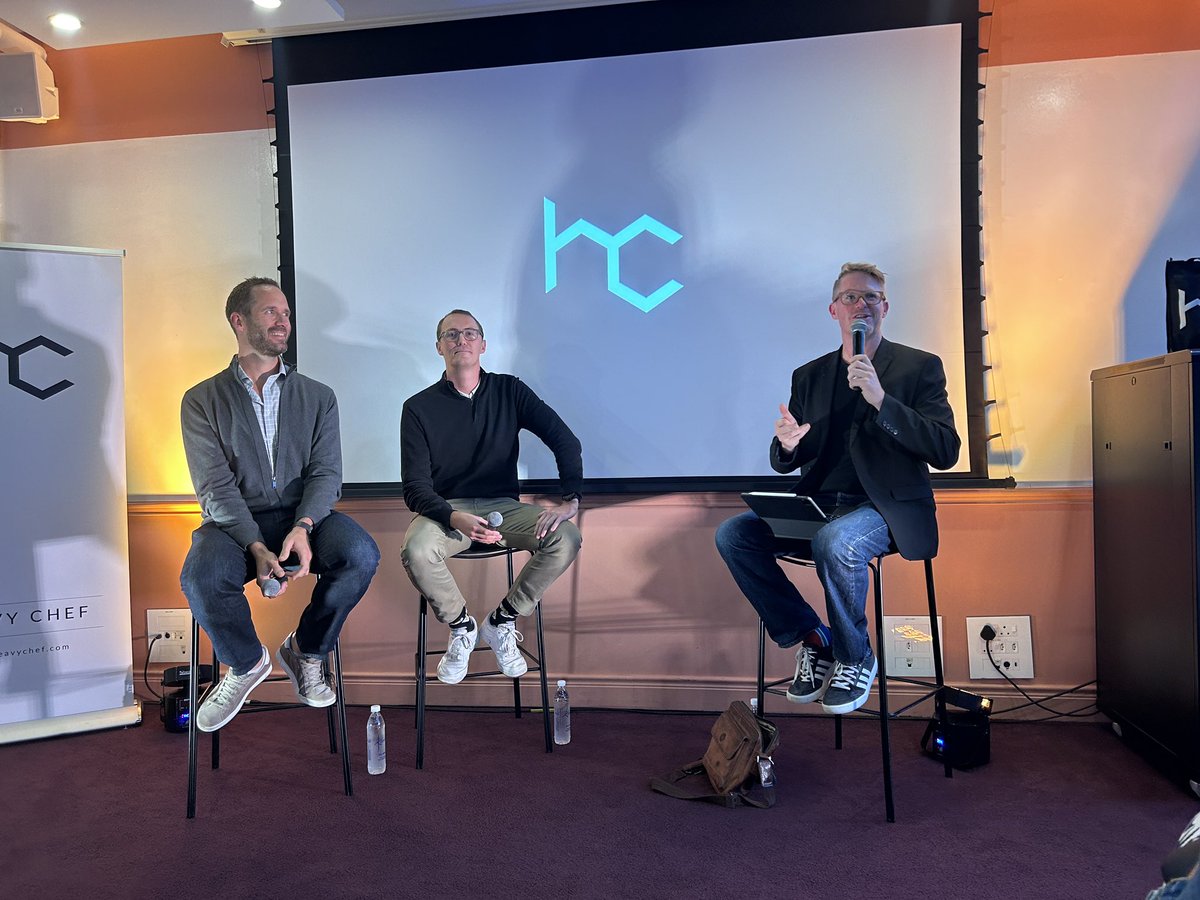 TLMolapisane's tweet photo. Every time @fredroed says @heavychef I think Heavy D 🤣 is it because I am old or just weird ? #heavychef #networking https://t.co/t9VEWkfBsM