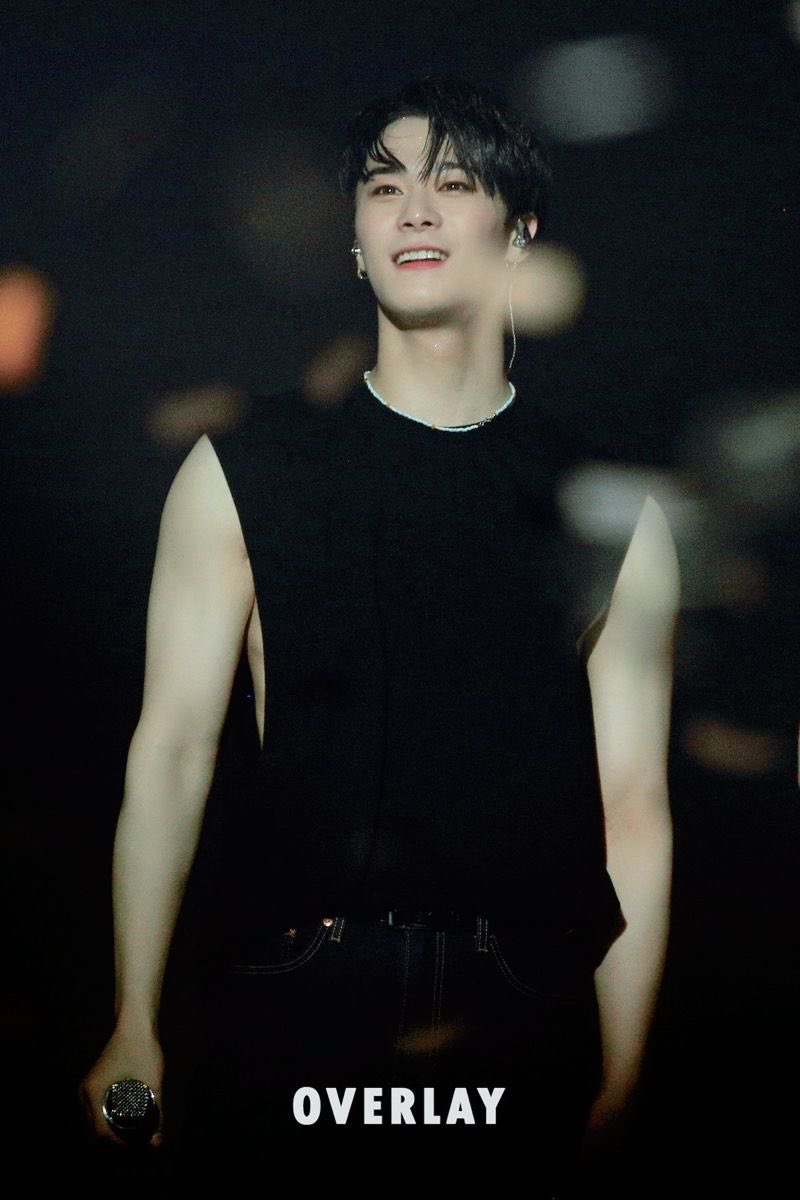 ennapark08's tweet photo. Bin-ah, It’s been a year since you passed and your presence is always missed. 🤍🕊️ 

#MOONBIN https://t.co/ZmcZCHYc7n