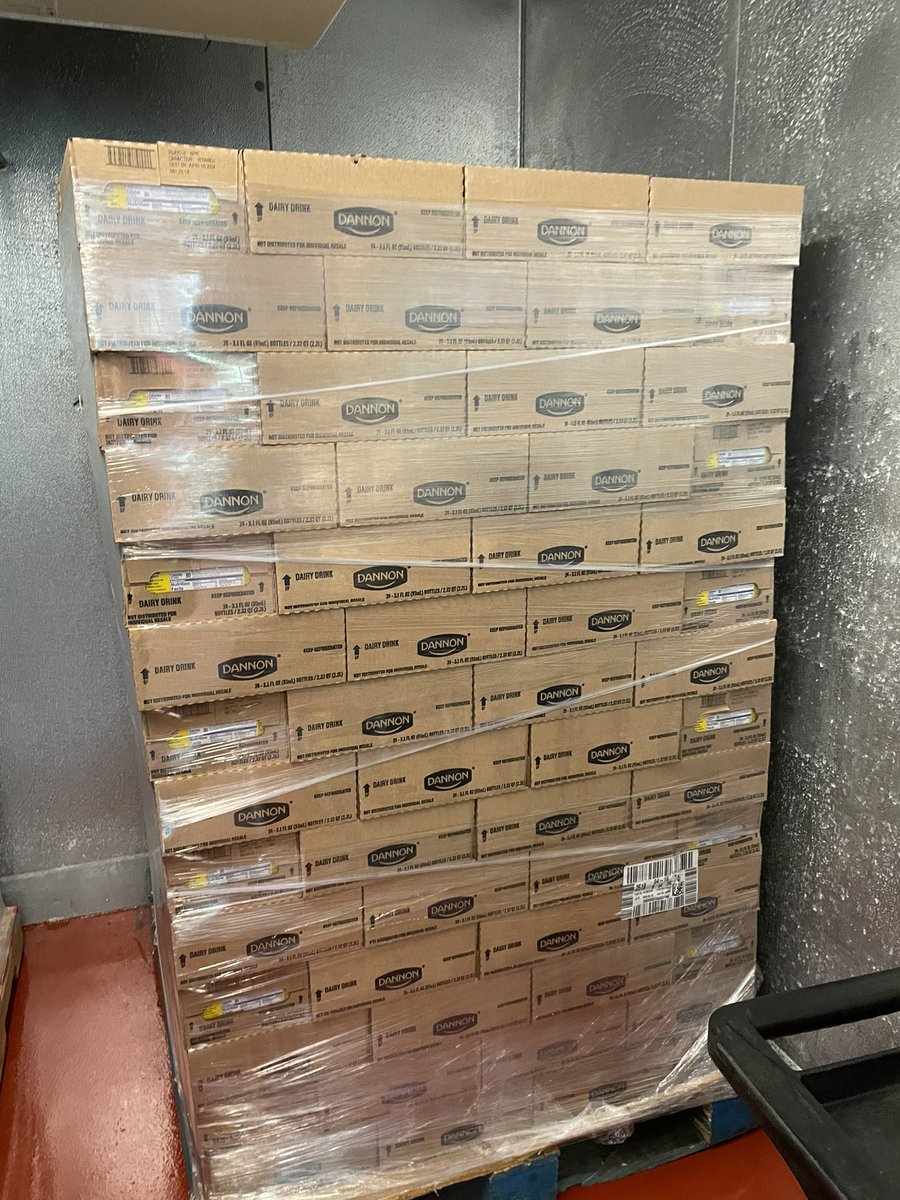 Shout out to Midwest Foodbank for their huge support every month! Because of them, we get to give these yogurt dunks out to every one of our guests this weekend!!

#yogurt #foodpantry #probiotics #foodbank