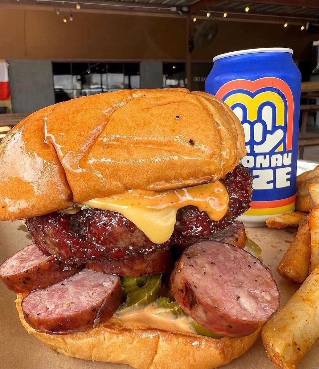 Today! The Diablo Smoked Brisket Cheeseburger! 🍔 House Ground & Smoked Brisket Burger. Topped w sliced Switch original sausage. Dressed w American Cheese, pickled jalapenos, & Diablo Sauce. choice of Homemade Onion Rings or Hawg Rub seasoned French Fries. #TexasBBQ #BBQ #Austin