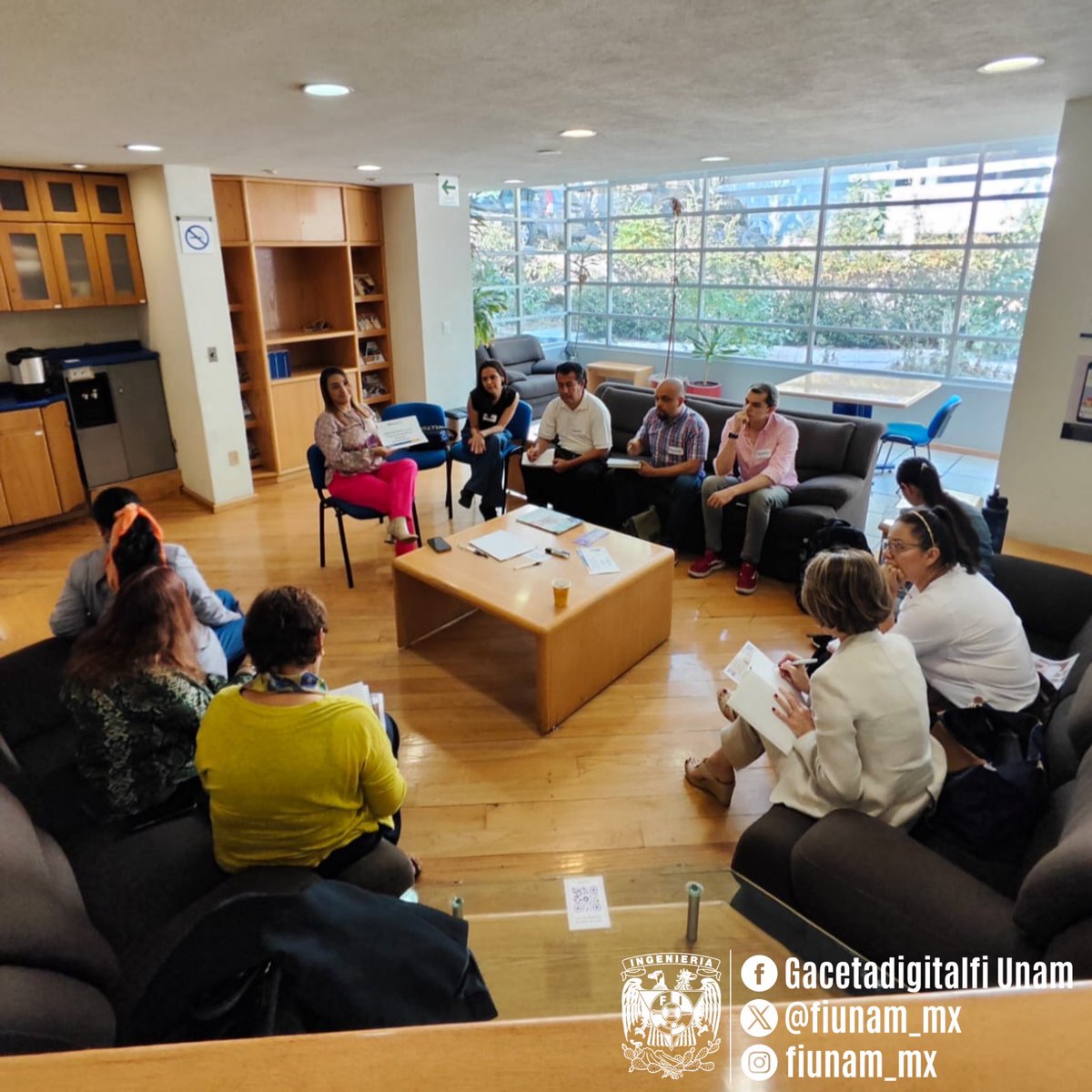 FIUNAM_MX's tweet photo. Con la intención de reflexionar en torno a la innovación en la práctica docente con las nuevas generaciones de estudiantes, se llevó a cabo la actividad World Café, en el marco de la Jornada de Espacios Itinerantes de Innovación Educativa.

#FIUNAM https://t.co/nfPO66rn8z