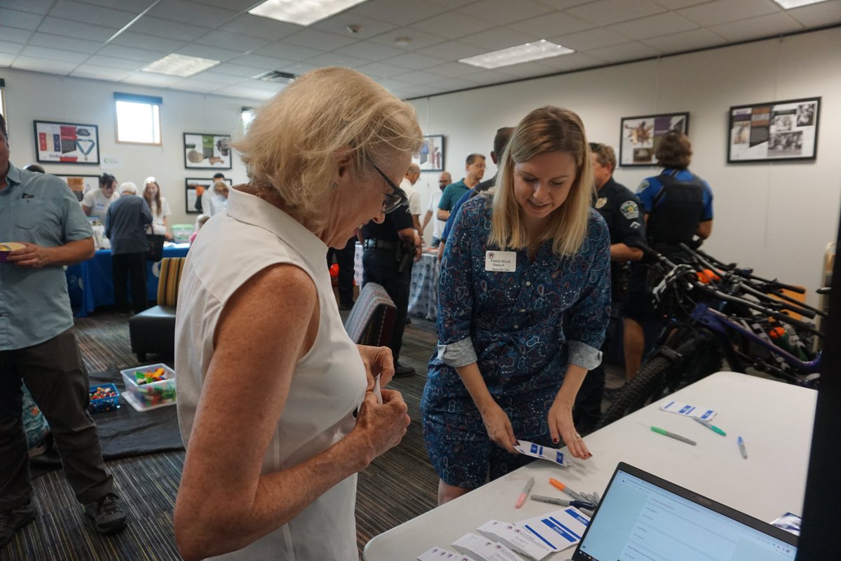 PaigeForAustin's tweet image. Six more days until our D8 Community Fair! Come connect with the D8 office &amp;amp; staff from @AustinCityParks, @austinfiredept, @austinmobility and more. Plus pet adoption opportunities and free ice cream! Visit the Hampton Branch Library between 4-7pm on 4/24. bit.ly/D8Fair24