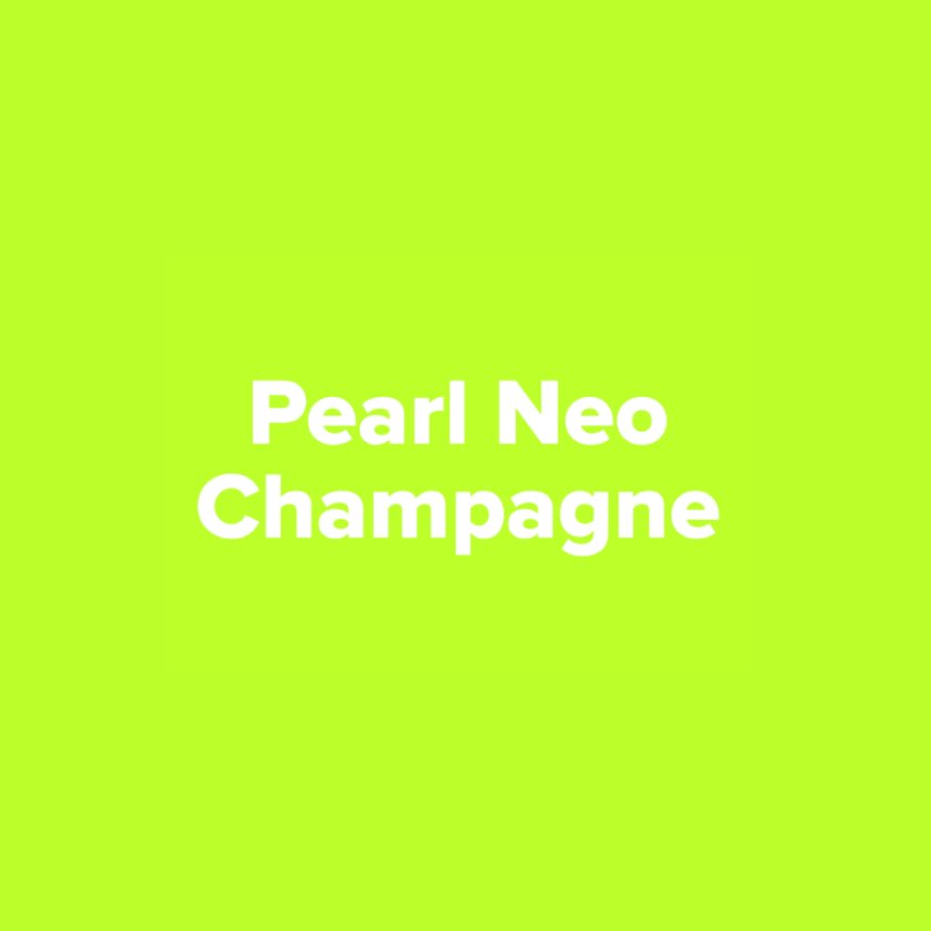 pearl champagne กับ pearl neo champagne มันคนละเฉดกันจริงๆ555555 ที่จีซองพิมพ์มาคือ pearl champagne เฉยๆ มะใช่นีโอ (แล้วคือธีมสีนี้ก็น่าจะโทนเดียวกับสีโปสเลยมั้ยยนะ🥺🥺)