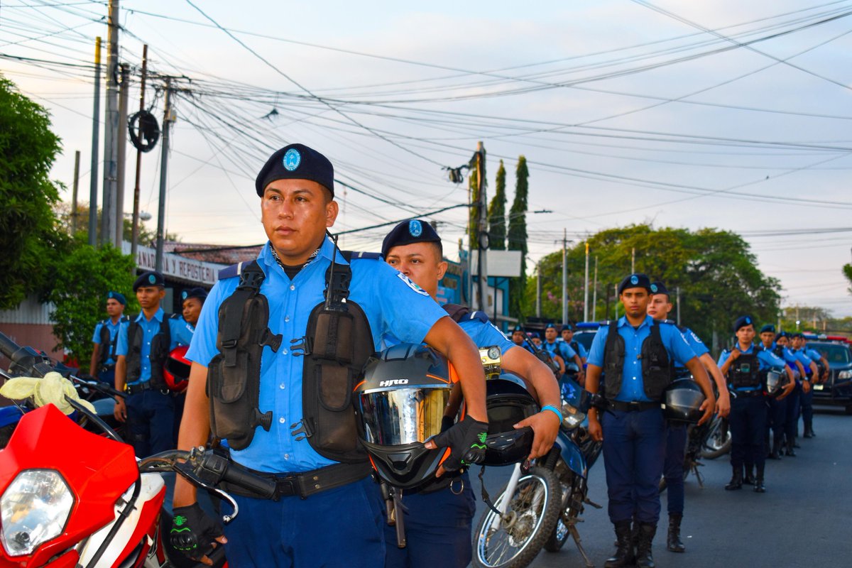 Diana en #Managua en conmemoración al Día Nacional de la Paz. #SomosVictoriasVerdaderas