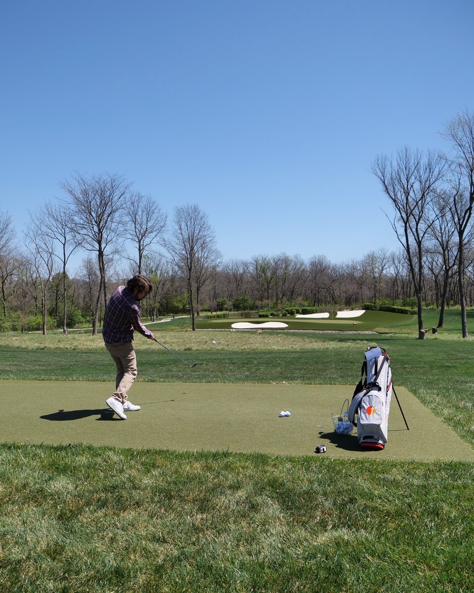 Cyderes's tweet photo. Throwback to last weekend when Golf fever hit our KC office, and our team enjoyed a taste of the Masters right there on our campus ๐๏ธโโ๏ธ! Who says work and play don't mix?
#TBT #Cyderians https://t.co/FLVkPQ7t0j