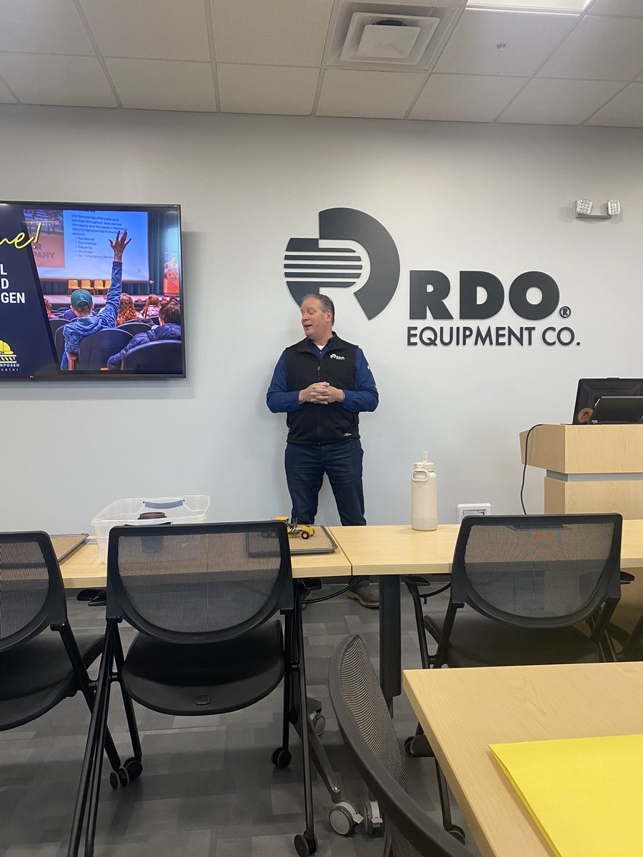 Amy Lord tweet media