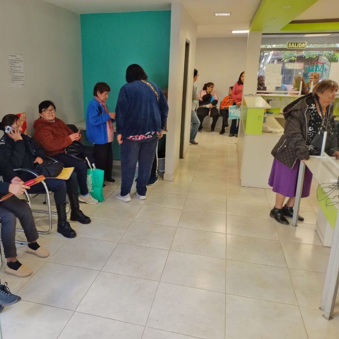 IVUJVivienda's tweet photo. Recordamos que: los equipos de #IVUJ visitan las Delegaciones para asesorar sobre trámites: 
1️⃣er. Viernes de cada mes: Delegación Libertador Gral. San Martín
3️⃣er. Viernes de cada mes: Delegación San Pedro. 
.
💻 Más info: https://t.co/rEtNyRxkHM
@GobiernoJujuy https://t.co/1RrteteLjH