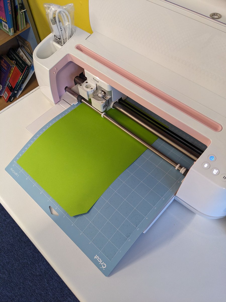 qdprimaryschool's tweet photo. In Y5 Computer Aided Design club, we have been adding in some Computer Aided Manufacture. Check out the start to some amazing bookmarks using our CRICUT machine. #designersofthefuture #CADKS2 https://t.co/hyigRhJW4H