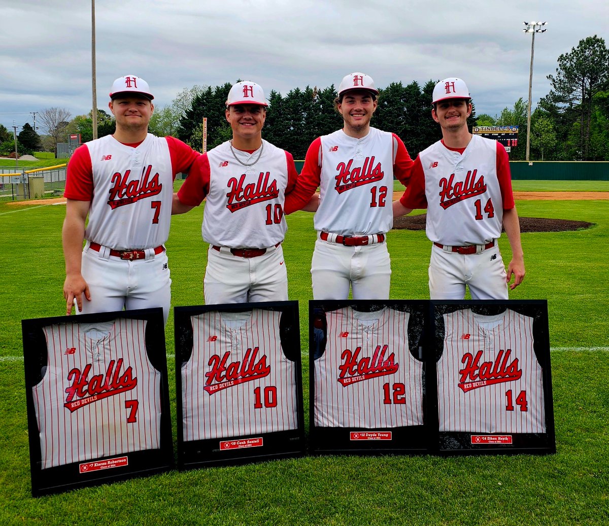 Halls High Baseball tweet media