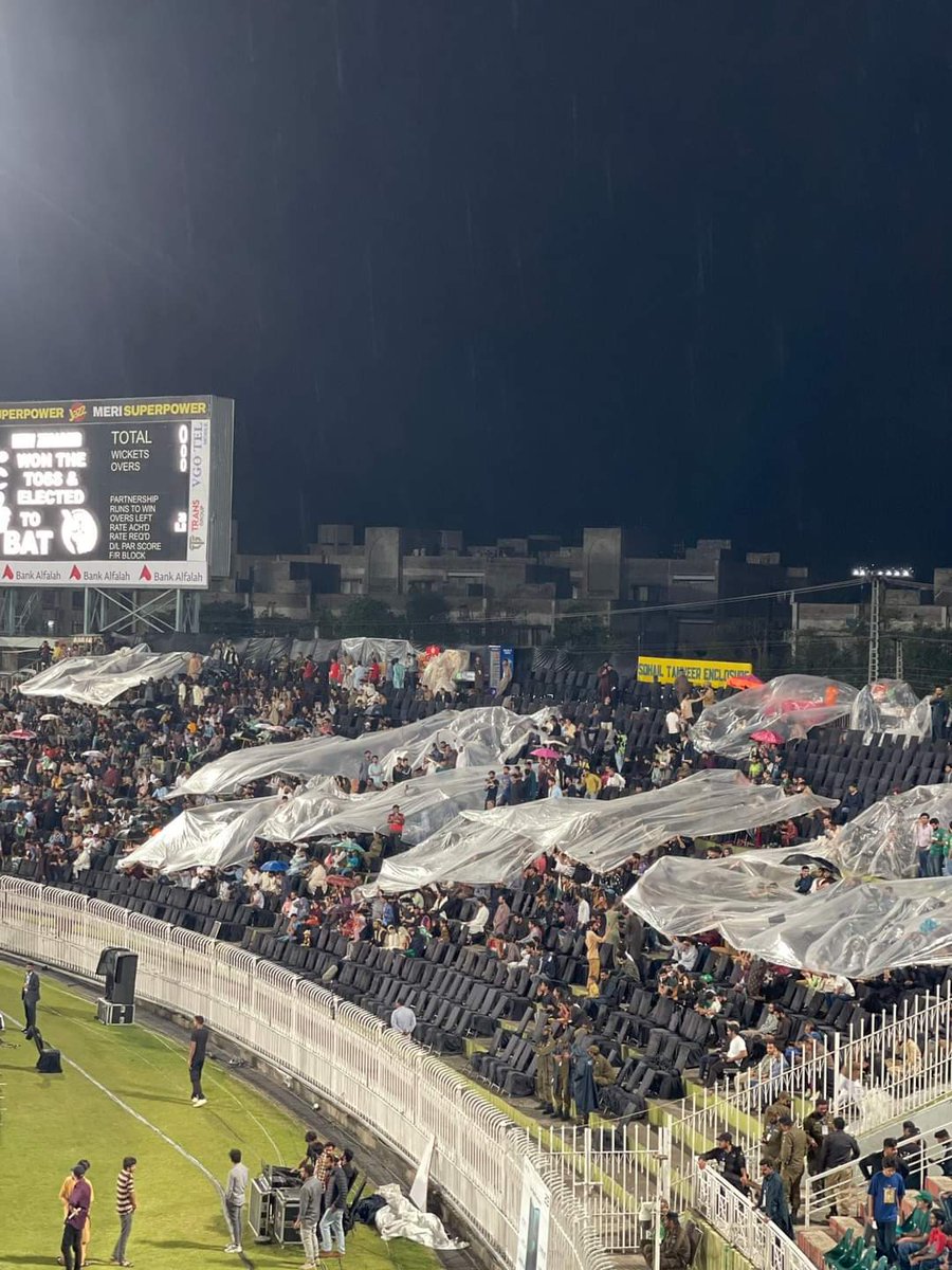 bakirraza313's tweet photo. Rawalpindi scenes now
Tonight 
#PAKvsNZ #PakistanCricket #CDFogolla #TrumpTrial #petermurrell #atiko #Poland https://t.co/6hiZyV8Nf8