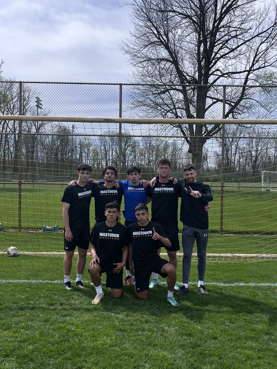 This week’s Competition Thursday Champs 🏆 #FourWalls #RAPID #Family #FeelTheRumble